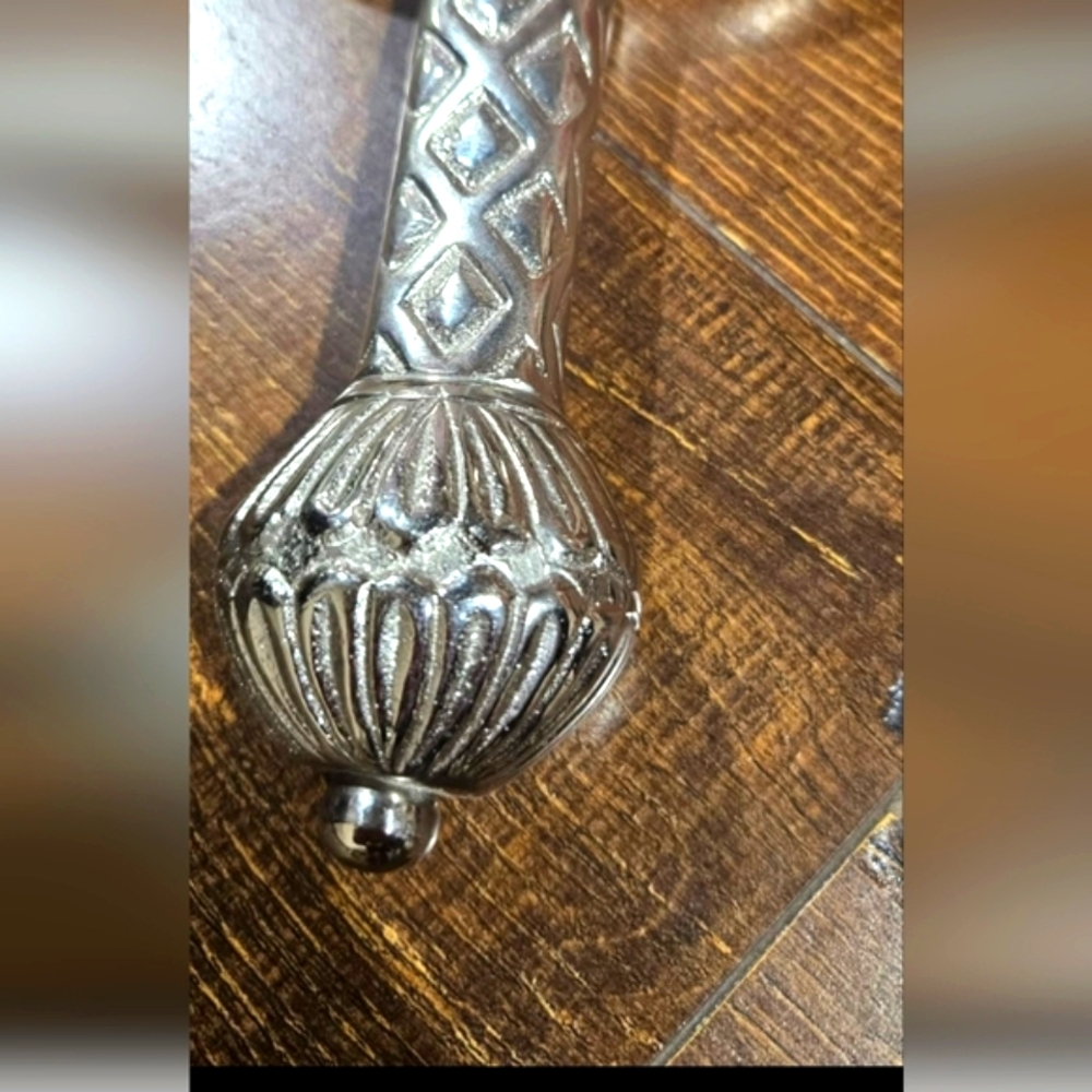 Beautiful and Unique Metal Bellydance Sword with ornate etched detail - Picture 4 of 8